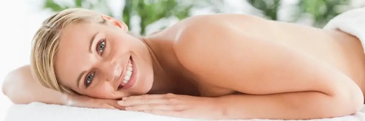 Moment de détente lors d’un massage relaxant à domicile Halle - Bruxelles